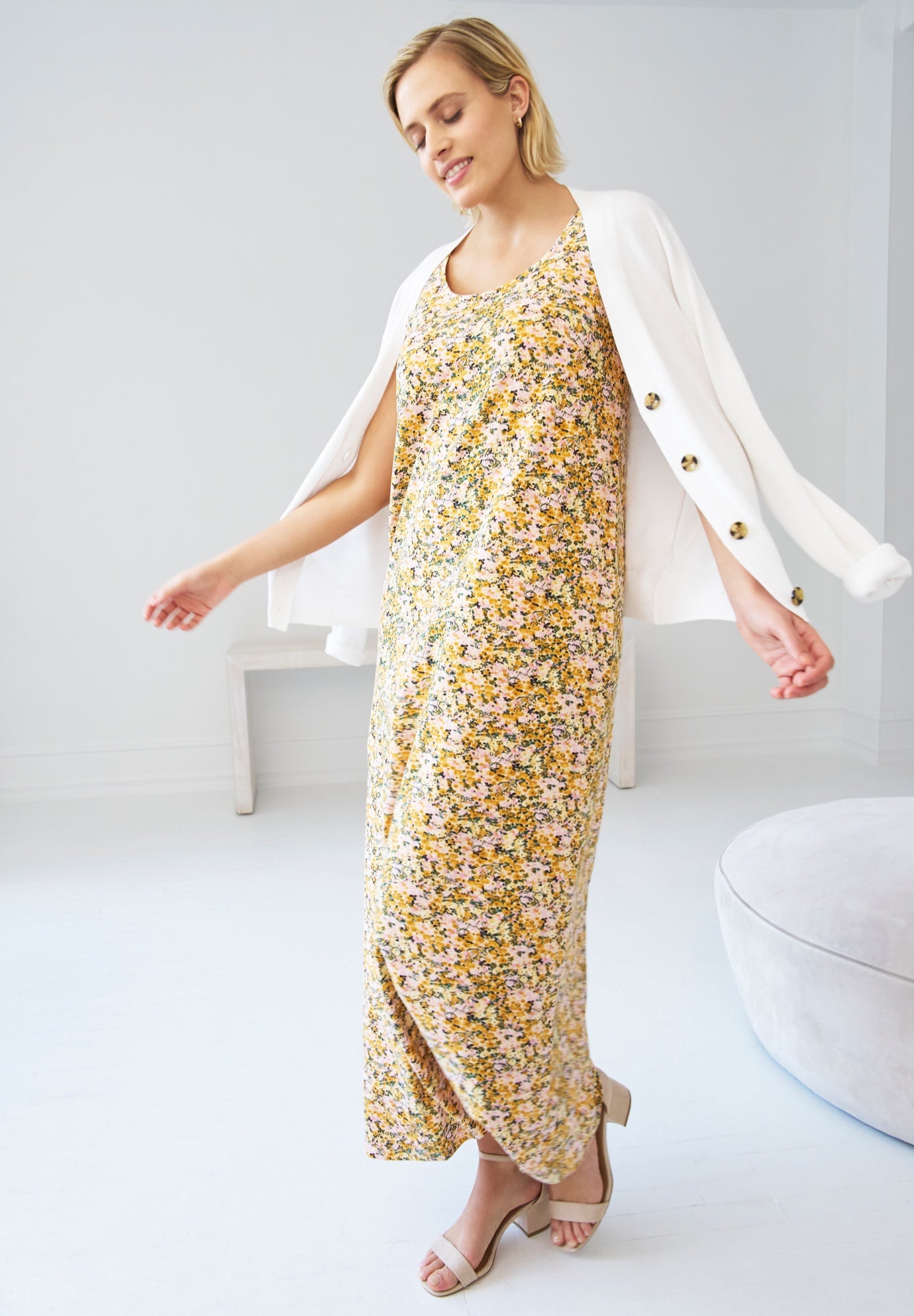 Sleeveless Knit Maxi Dress image number 3