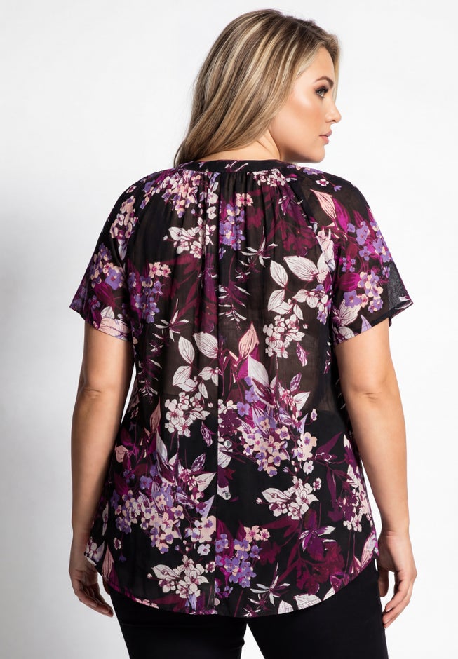 Plus Size Angelina Crinkle Crepe Y-Neck Short Sleeve Tunic image number 3