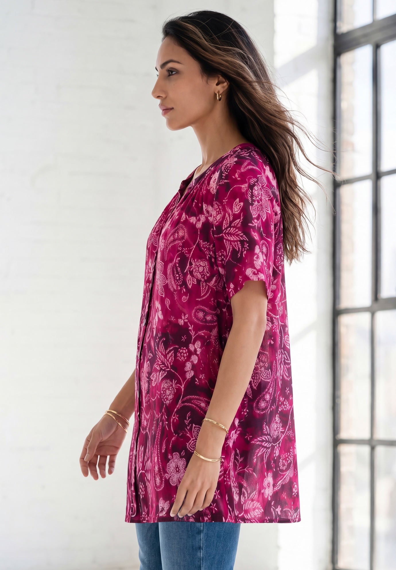 Plus Size Angelina Crinkle Crepe Y-Neck Short Sleeve Tunic image number 1