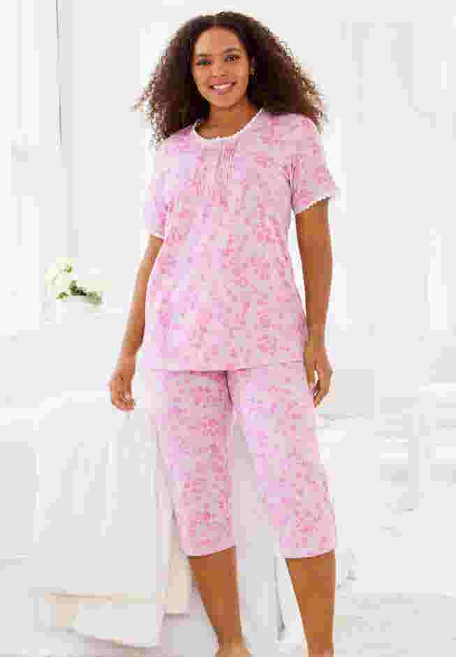 2-Piece Pintuck Tee and Capri Sleep Set image number 7