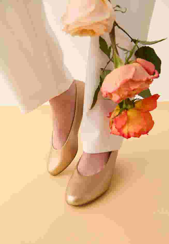 The Vida Slip On Pump image number 1