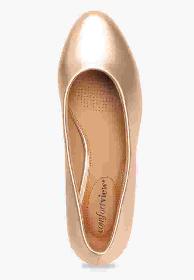 The Vida Slip On Pump image number 6