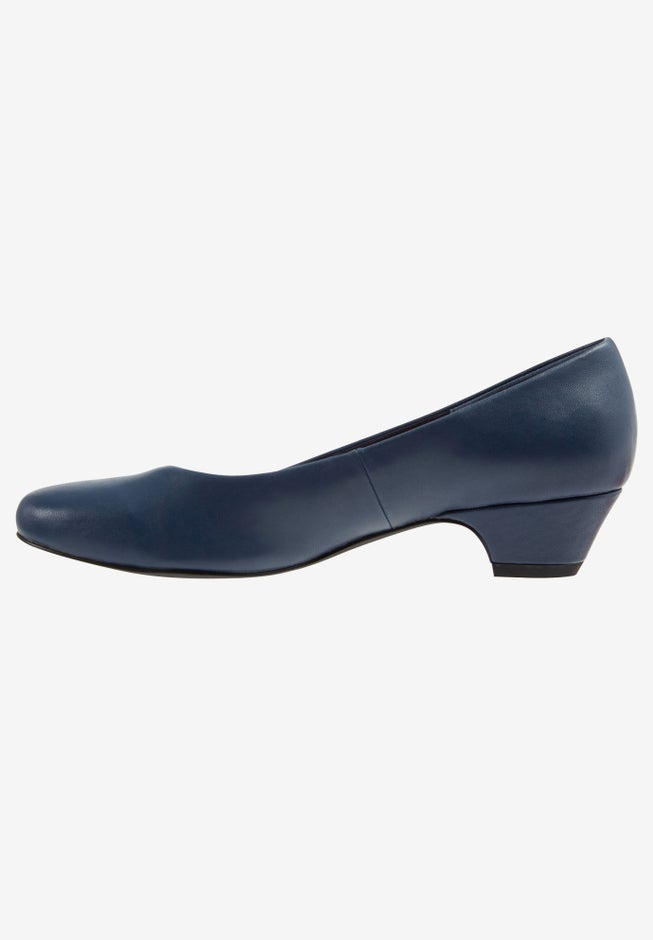 The Vida Slip On Pump image number 3