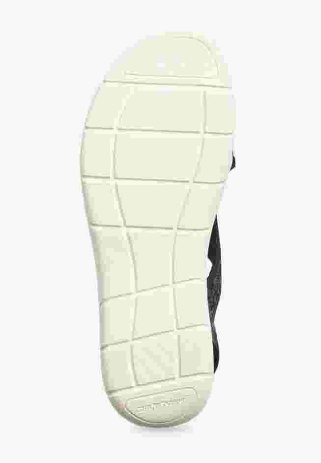 The Serafina Sandal image number 2