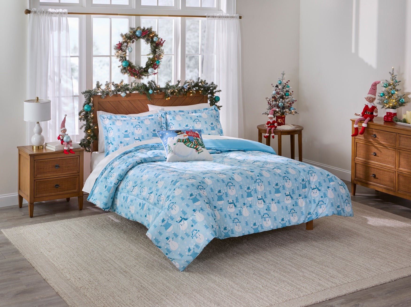 BH Studio Reversible Comforter image number 0