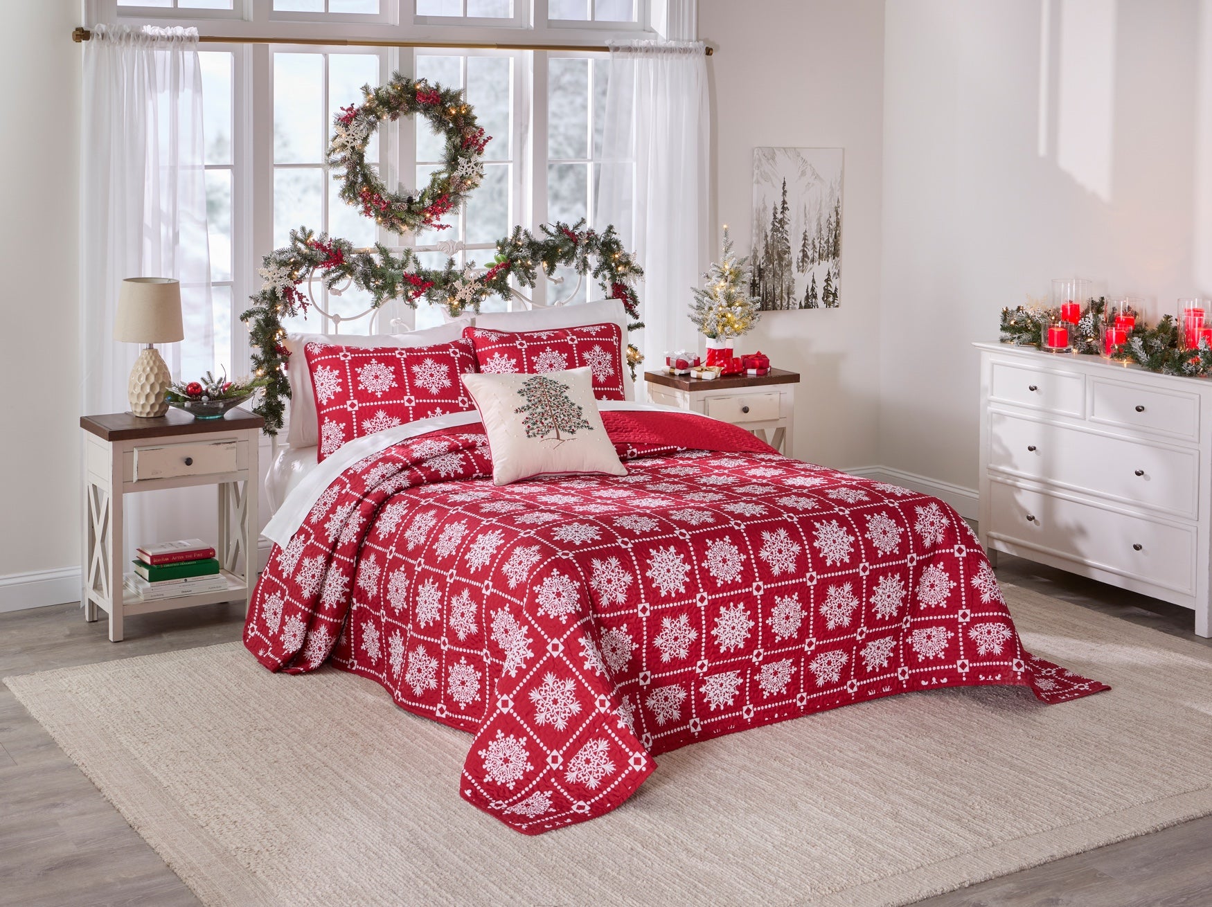 BH Studio Reversible Quilted Bedspread image number 0