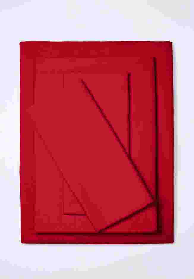 BH Studio Solid Microfiber Sheet Set image number 0
