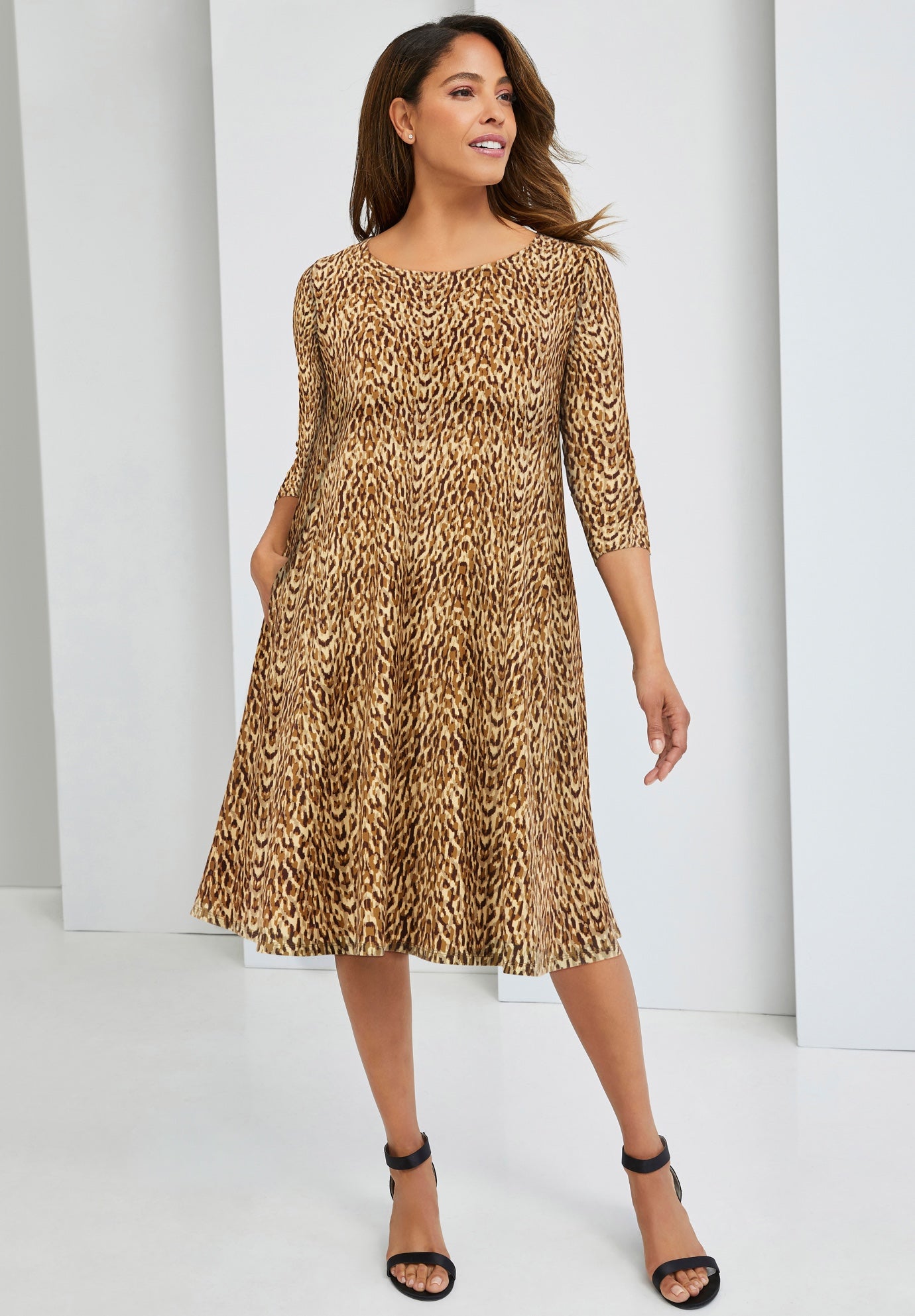 Stretch Knit Three-Quarter Sleeve T-shirt Dress image number 0