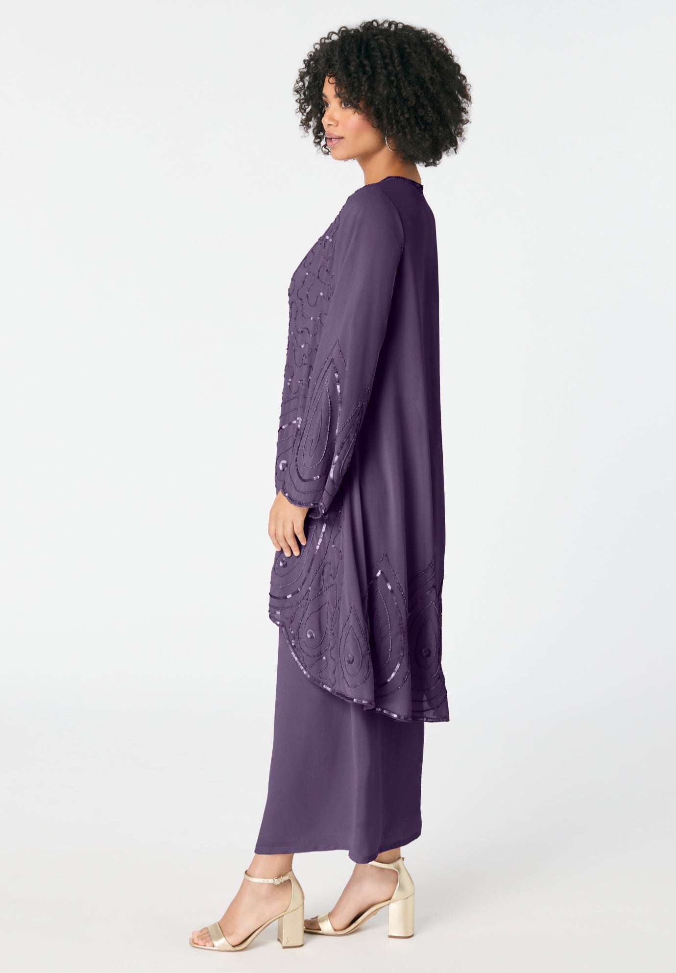 Plus-Size 2 piece Long Sleeve Beaded Georgette Gown Set with Detachable Jacket image number 3