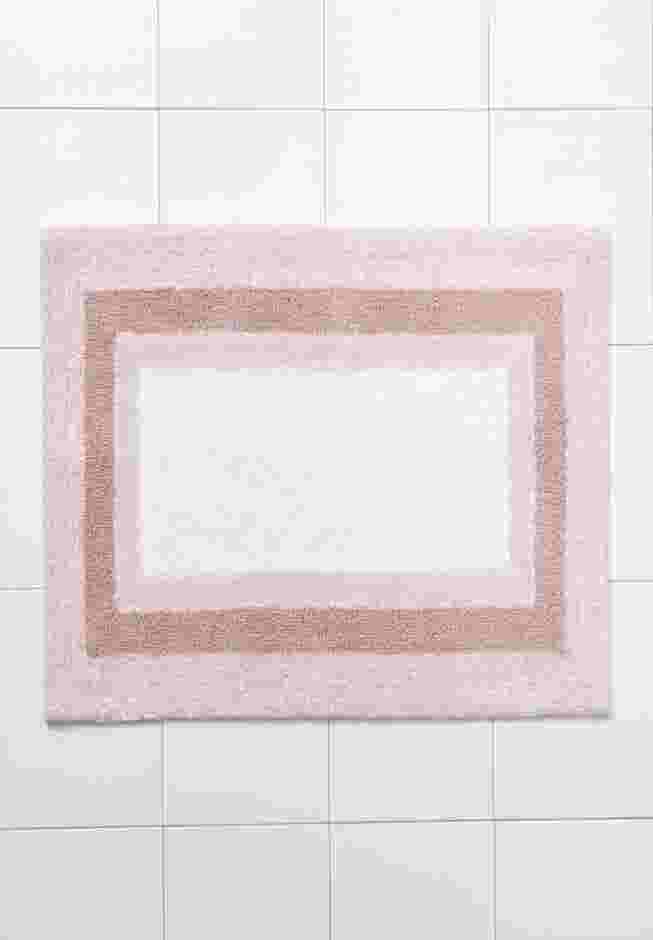 Amore Ombre Bath Rug image number 0