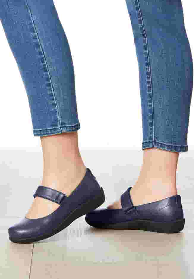 The Carla Mary Jane Flat  image number 9
