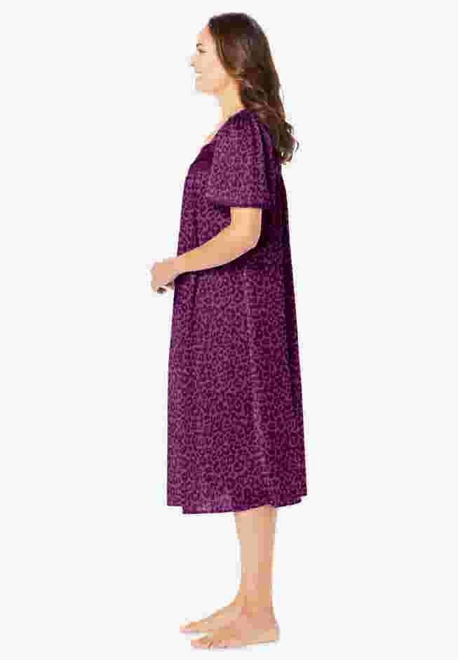 Short Silky Lace-Trim Gown image number 2