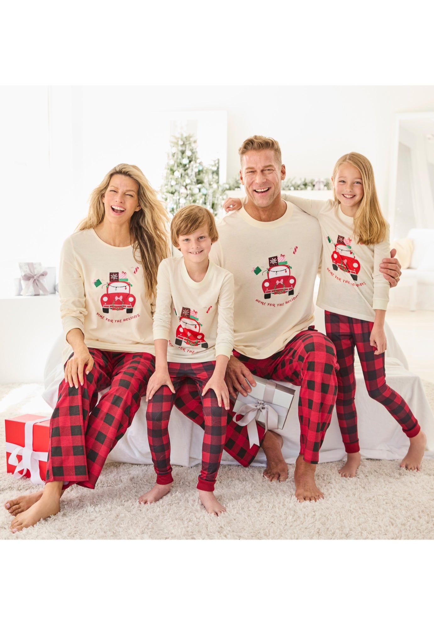 Dreams & Co.&reg; Men&rsquo;s Pajama Set image number 1