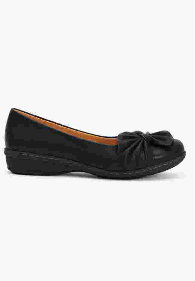 The Pamela Slip On Flat image number 3