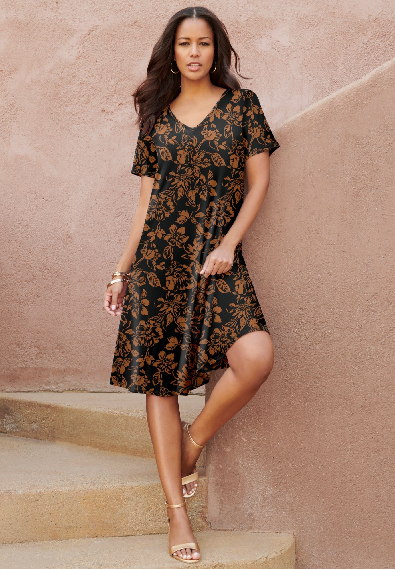 Plus Size Short Sleeve Sleeve Swing Dress image number 0