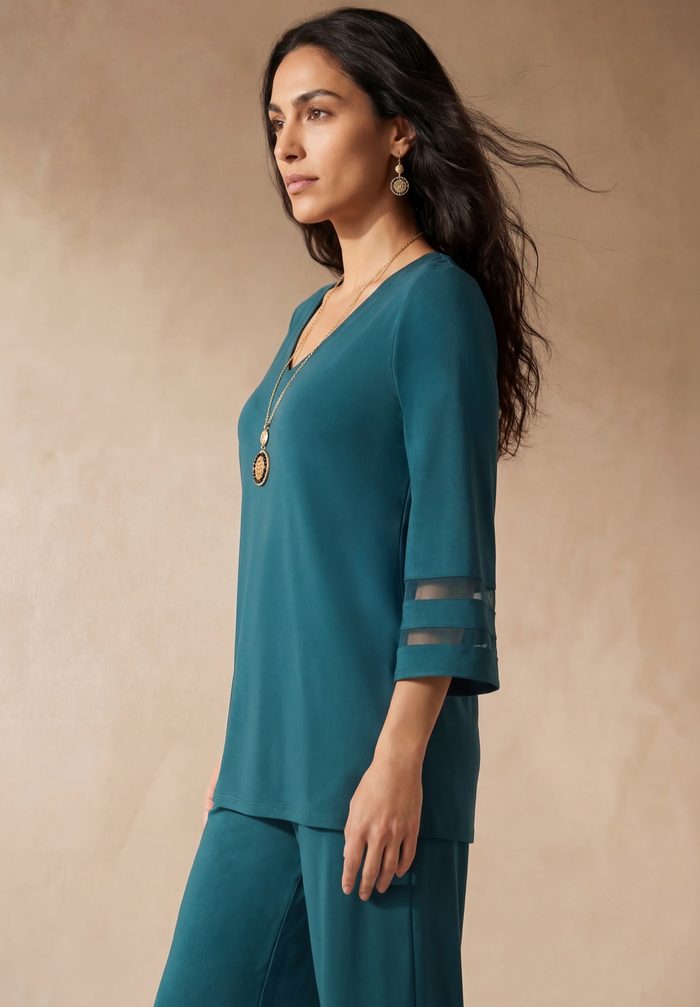 Stretch Knit Mesh Inset Sleeve Tunic image number 2