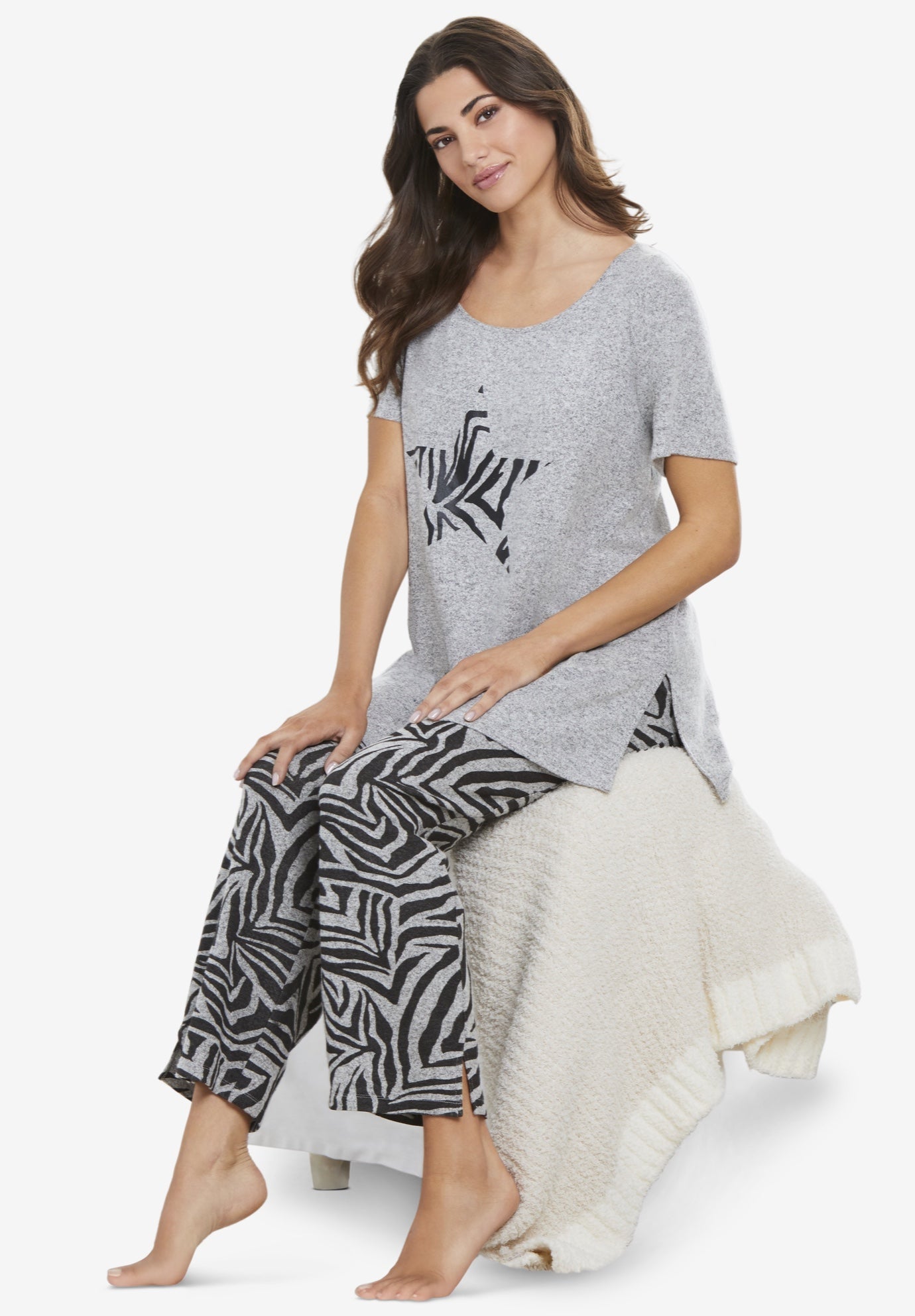 Serenada Hacci 2-Piece PJ Set image number 3