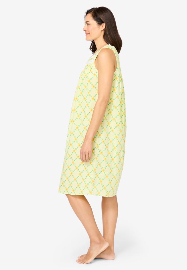 Sleeveless Button Front Night Gown image number null