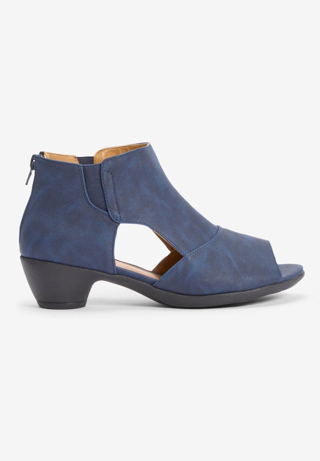 The Ophelia Shootie image number 3