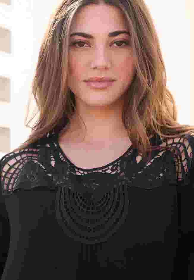 Lace Embellished Swing Ultra Femme Top image number 3