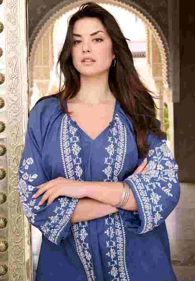 Tasseled Long-Sleeve Blouson Top image number 3
