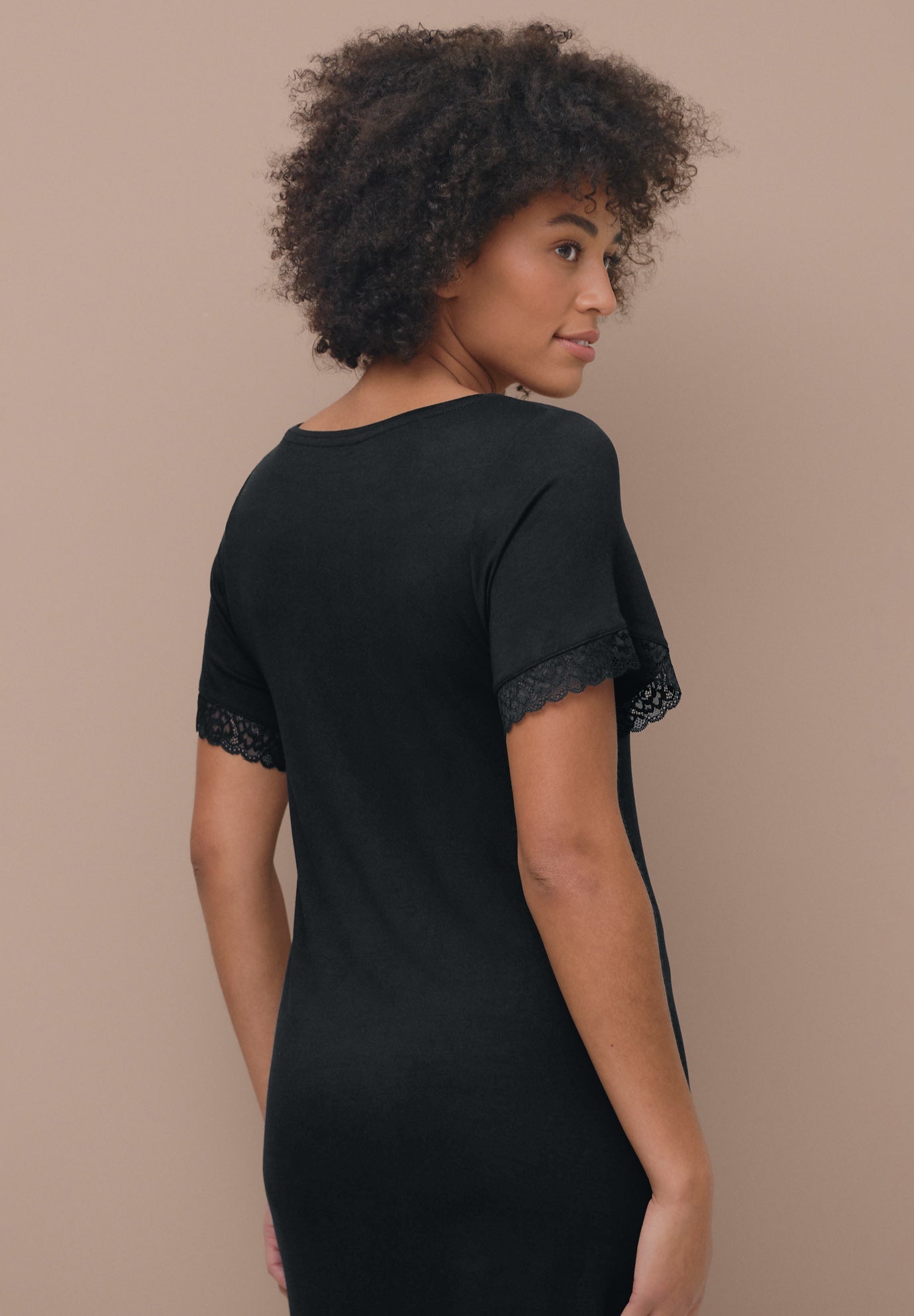 Stretch Knit V-neck Short Sleeve Lace Trim Sleep Shirt image number 1