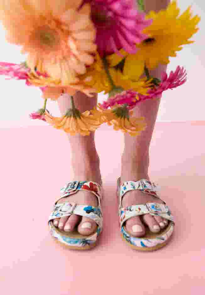 The Maxi Slip On Footbed Sandal image number 5