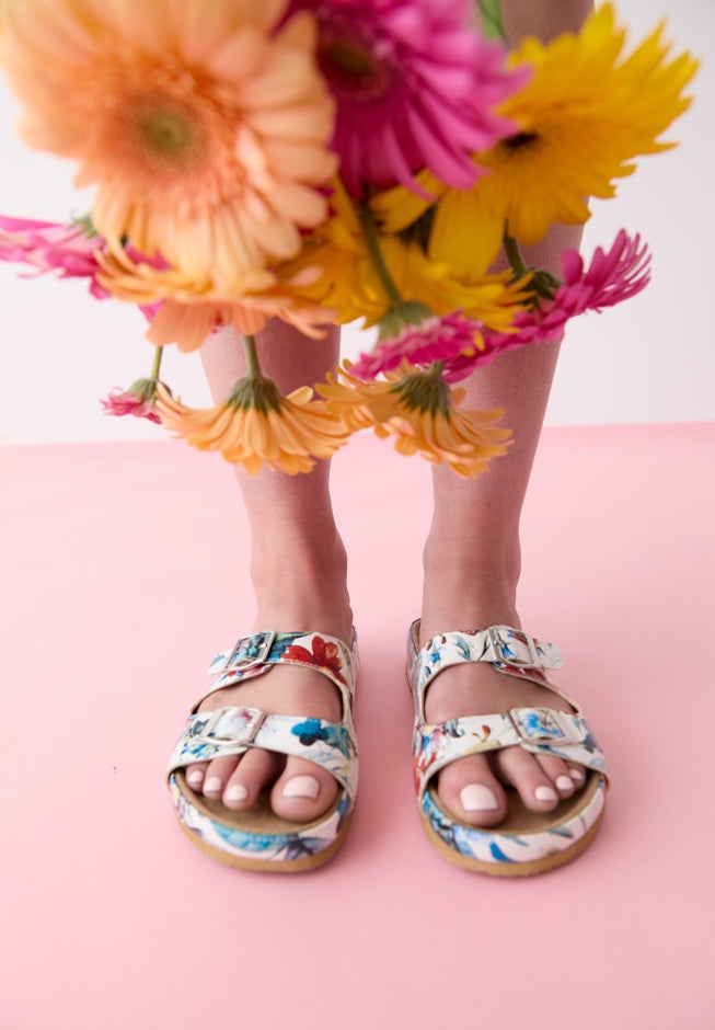 The Maxi Slip On Footbed Sandal image number 5