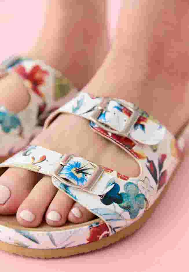 The Maxi Slip On Footbed Sandal image number 6