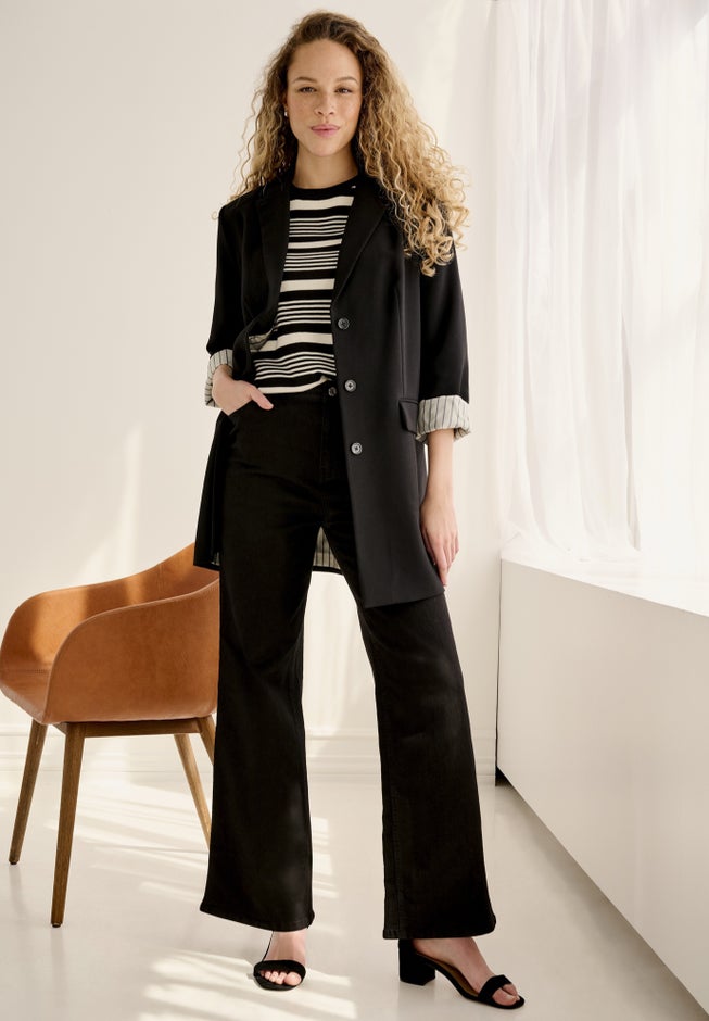 Short Sleeve Fine Knit Pullover image number 2