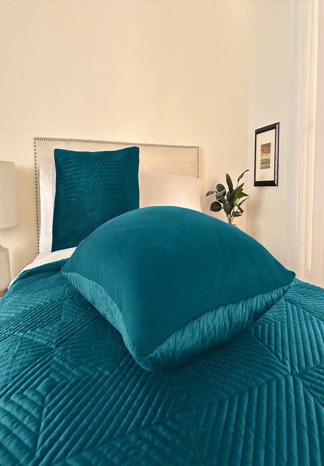 Geo Diamond Velvet Sham image number 2