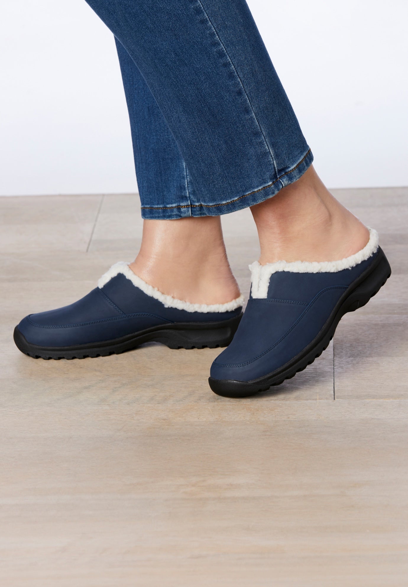 The Harlyn Slip On Mule image number 10