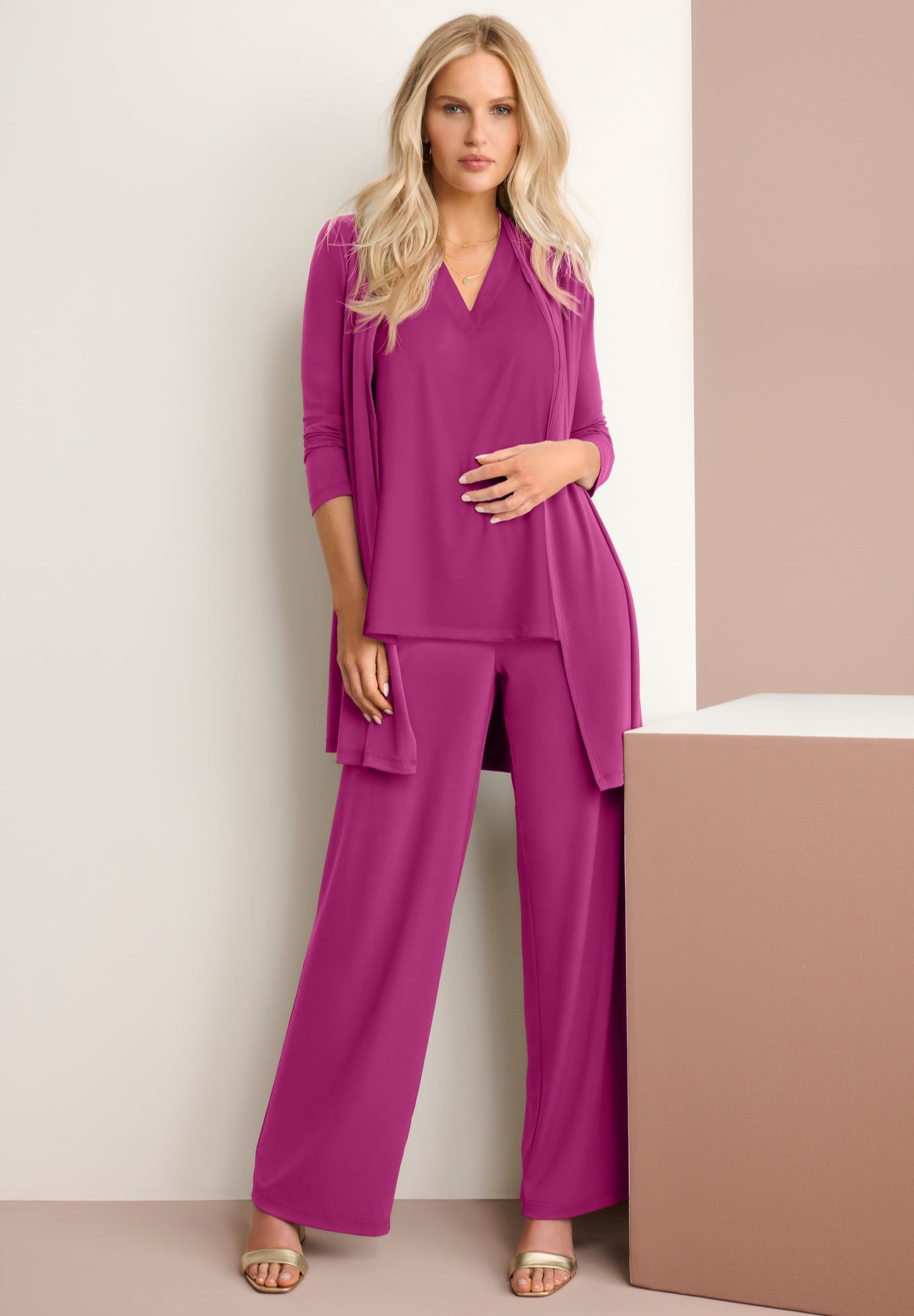 Ultrasmooth&reg; Fabric Long Sleeve Cardigan image number 0