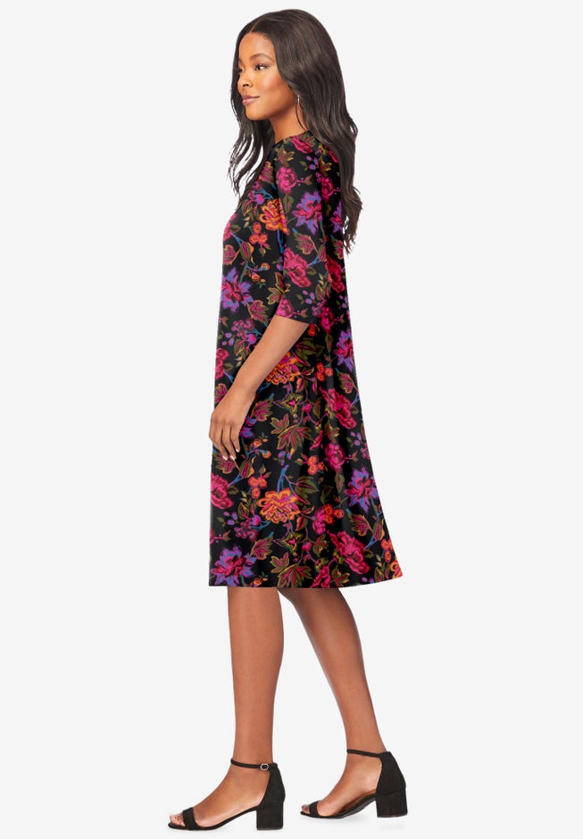Plus Size 3/4 Sleeve Boatneck Swing Dress image number 2