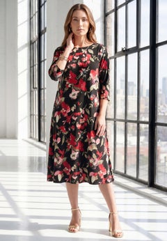 Plus Size 3/4 Sleeve Boatneck Swing Dress