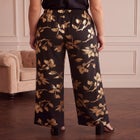 Ultrasmooth&reg; Fabric Wide-Leg Pant image number 1