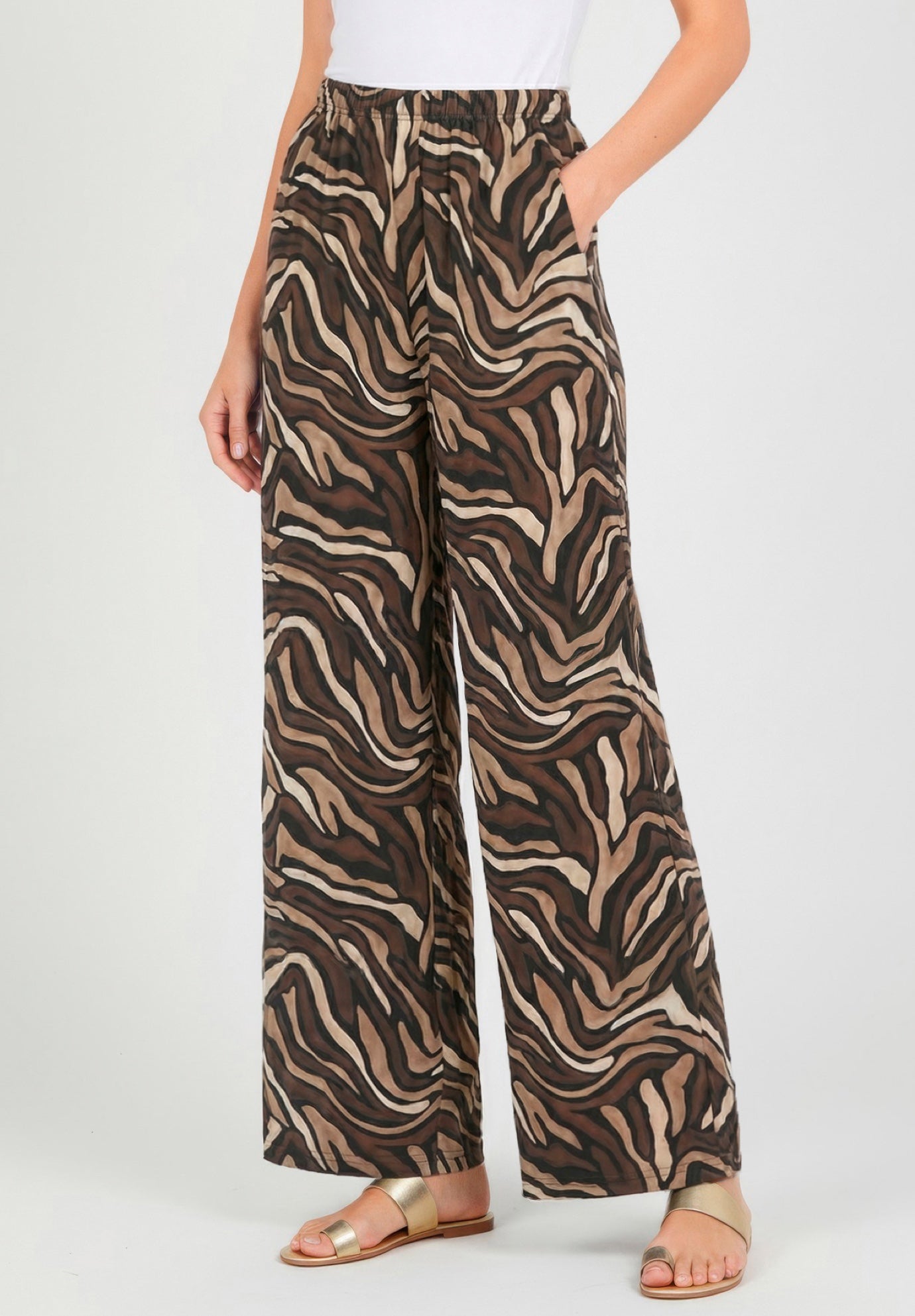 Ultrasmooth&reg; Fabric Wide-Leg Pant image number 0