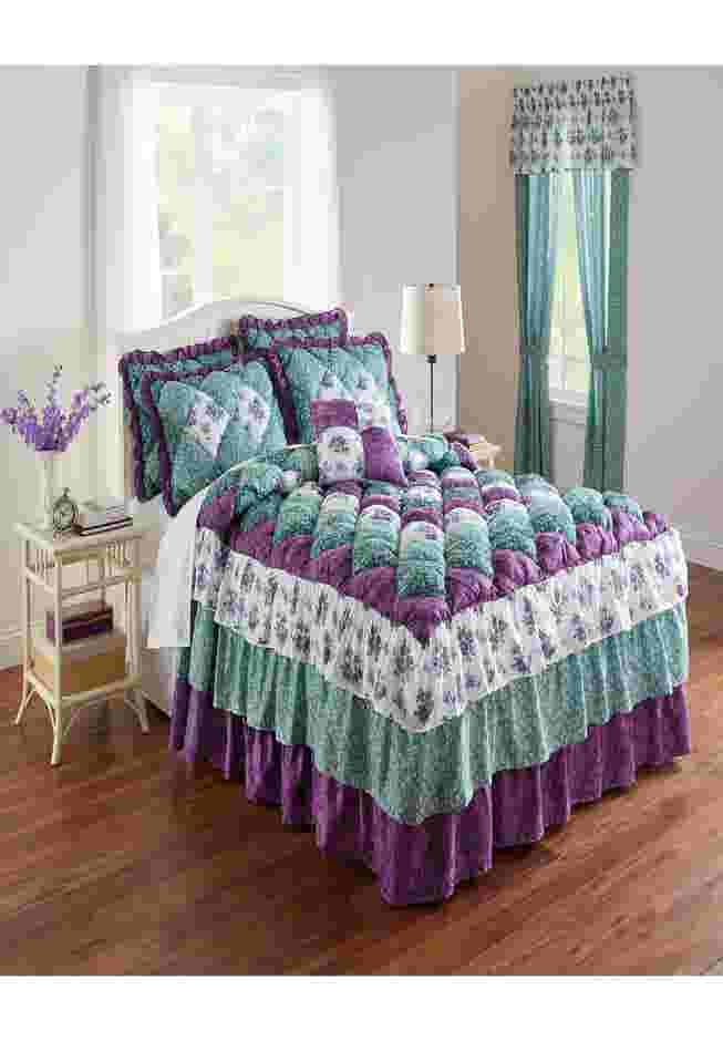 Alexis Bedspread image number 0