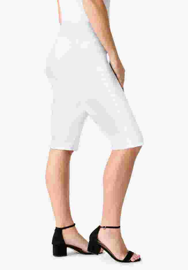 Comfort Stretch Bermuda Jean Short image number 2