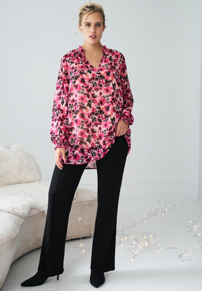 Notch Neck Blouson Sleeve Tunic image number null