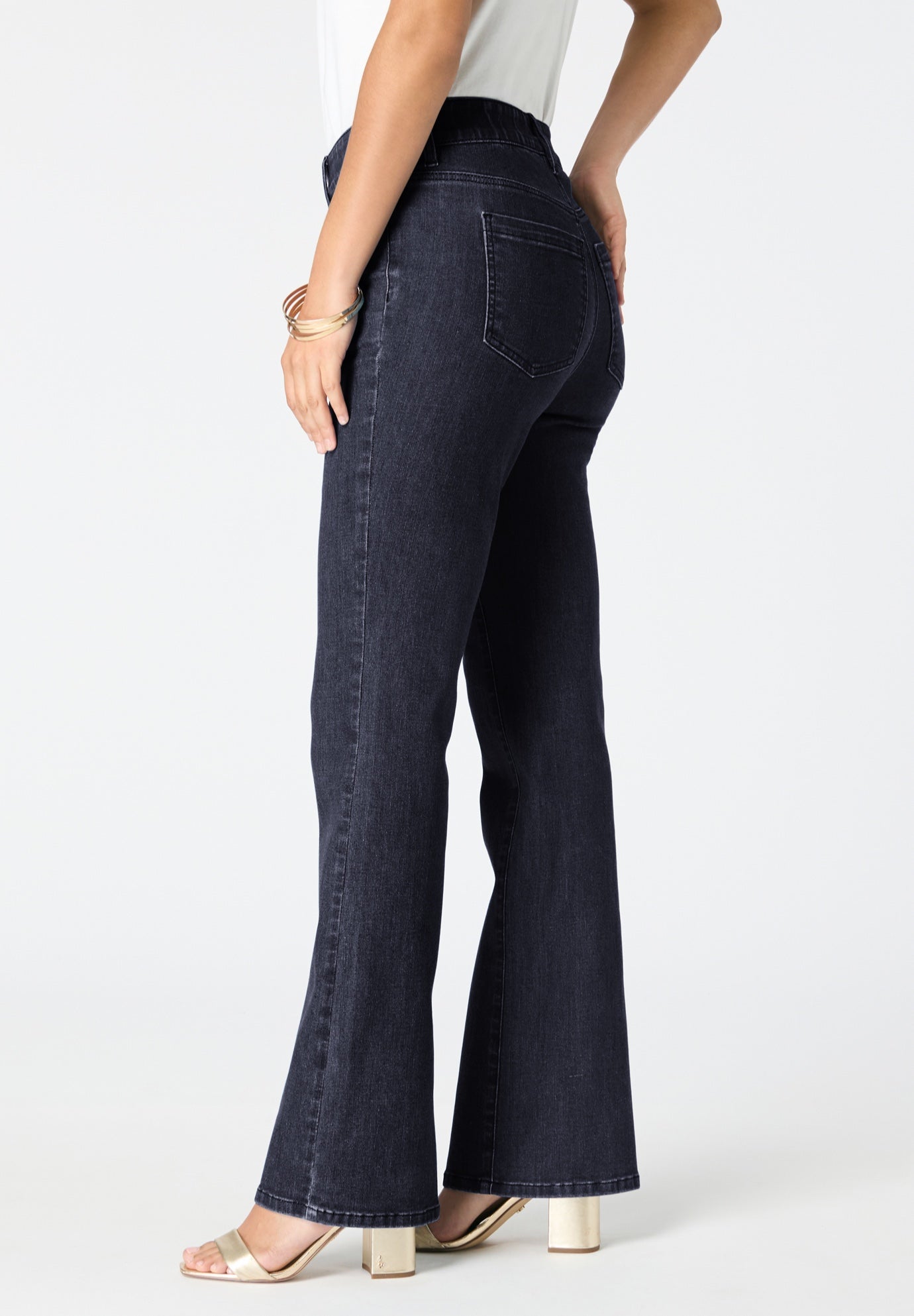 Plus Size High-Rise Tummy Control Bootcut Jeans image number 3