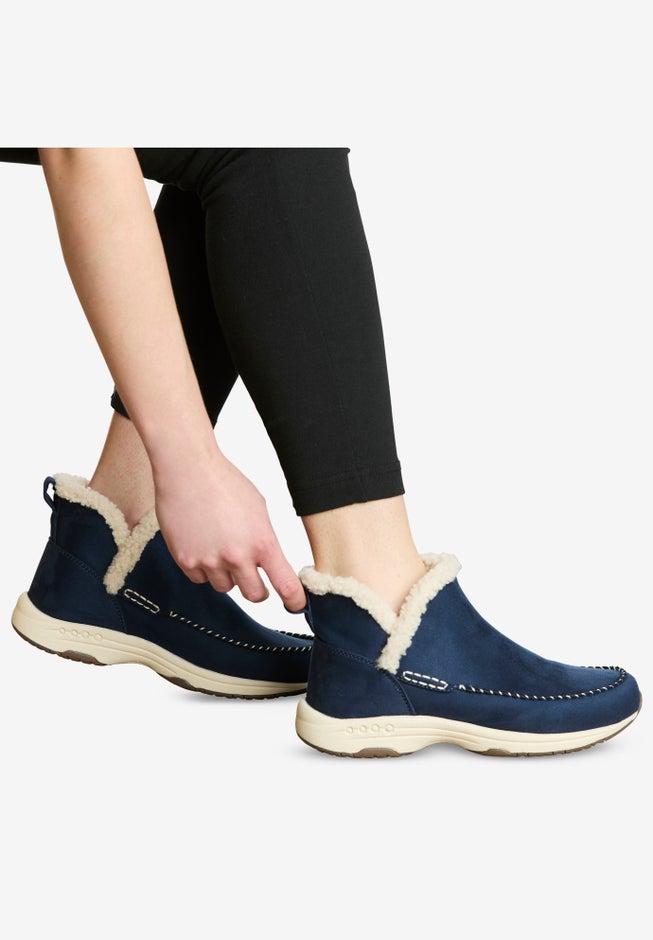 The Tuva Boot image number 11