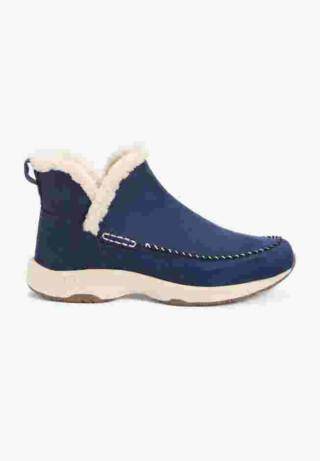 The Tuva Boot image number 3