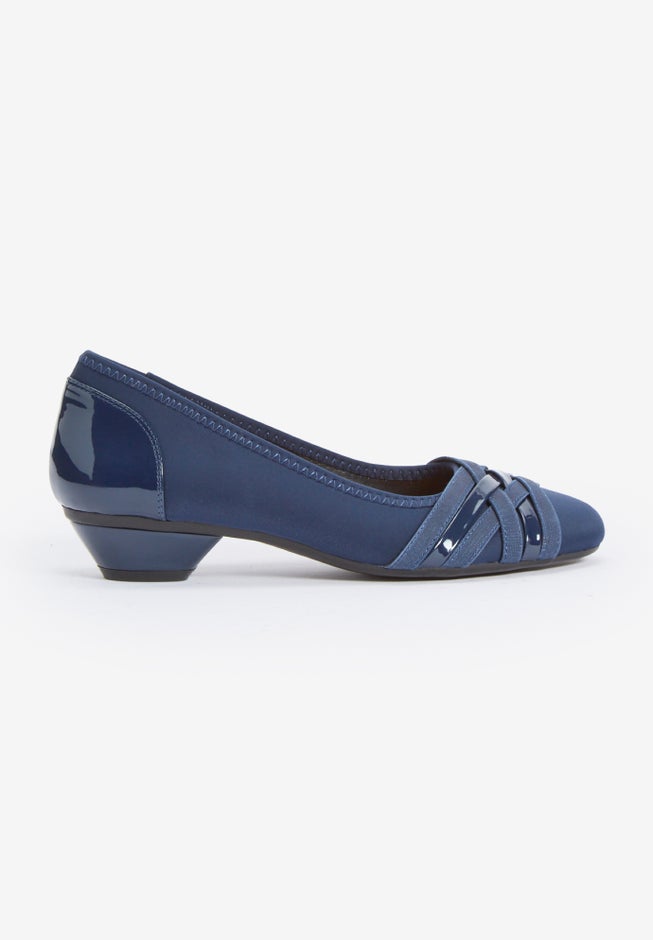 The Quinlan Slip On Pump image number 3