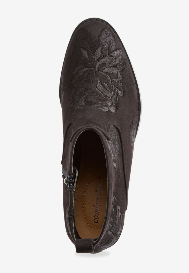 The Gwyneth Bootie image number 4