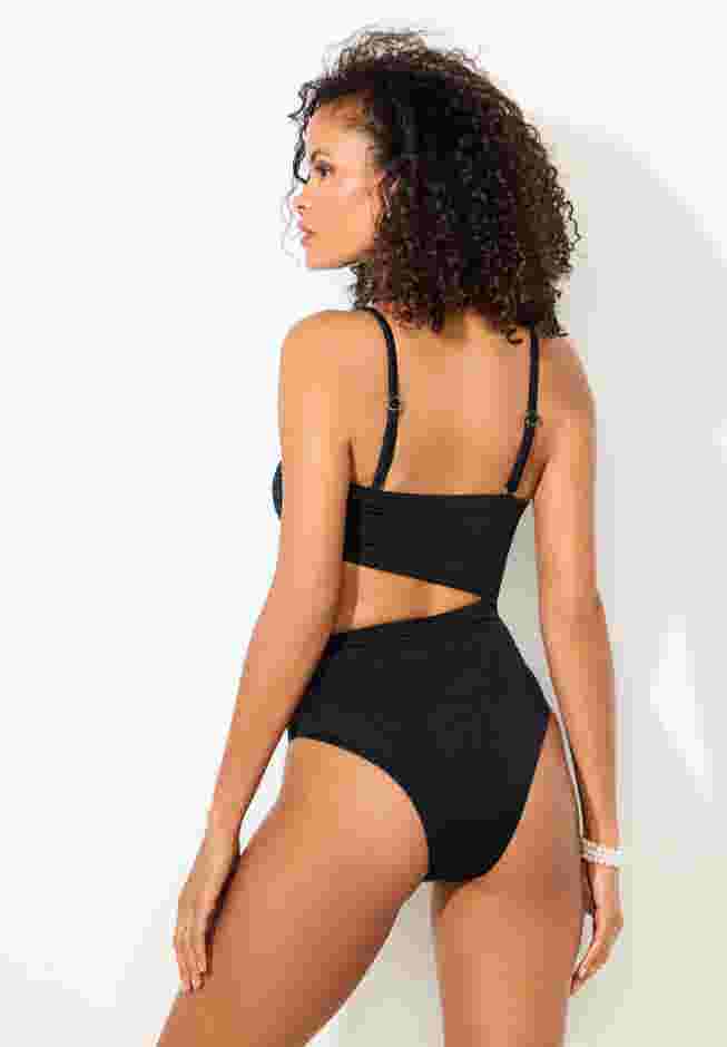 Rosette Shimmer Cut-Out Bandeau One Piece Swimsuit image number 6