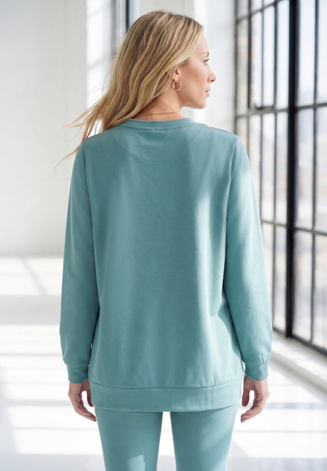 Comfort+ Fleece Printed Sweatshirt image number 2