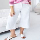 Lightweight Wide-Leg Crop Mid-Rise Elastic Waist Jeans image number null