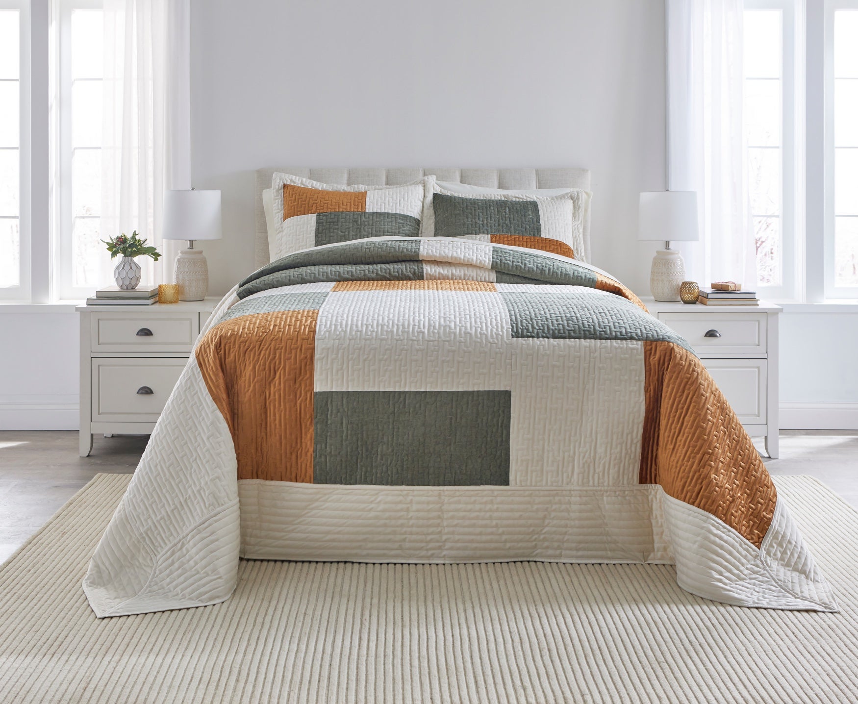 Modern Velvet Patchwork Bedspread image number 0