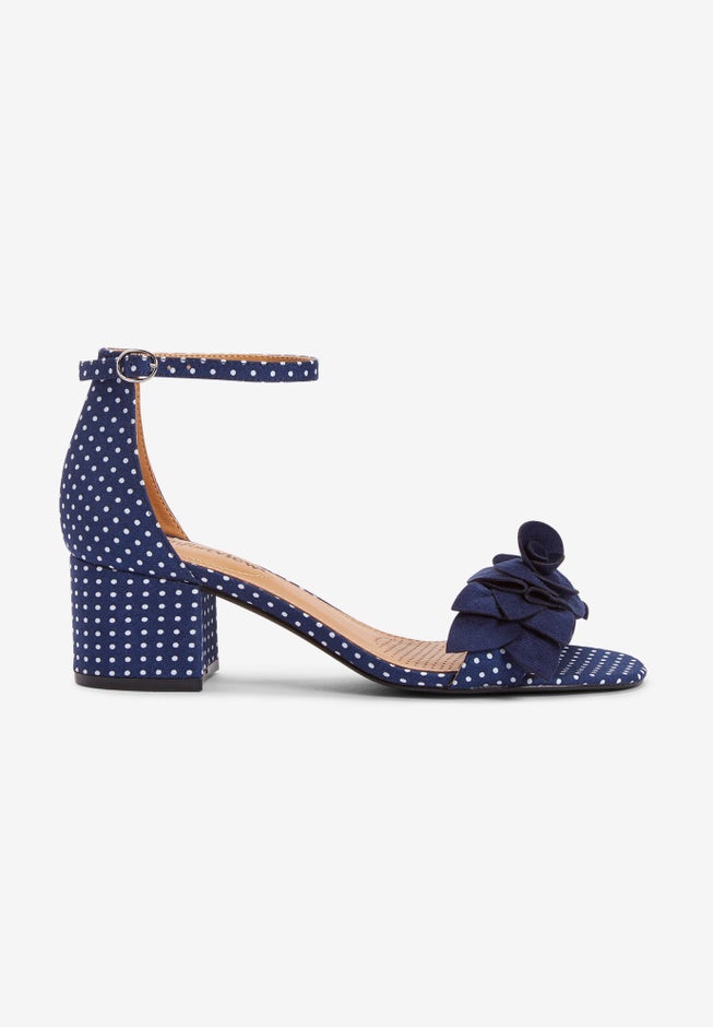 The Ona Sandal image number 6